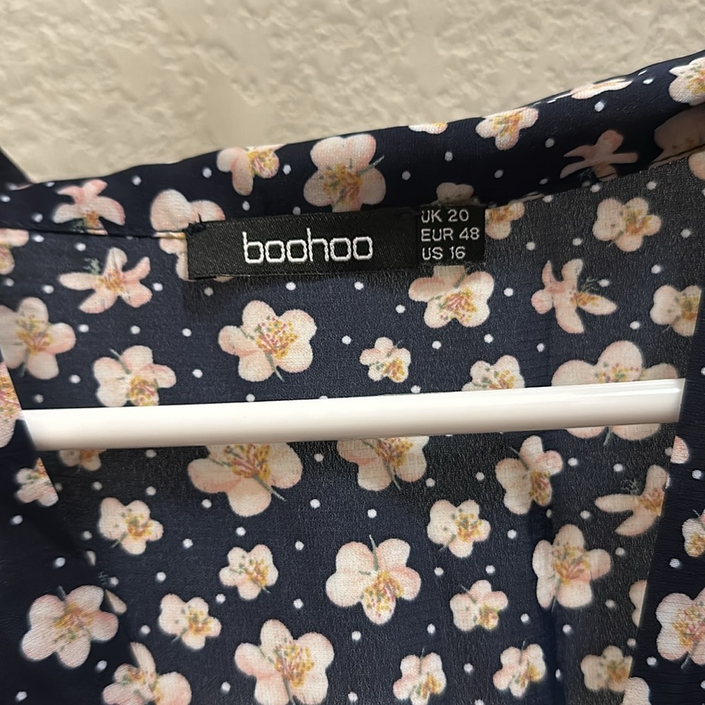 HP x 2 ๐ BOOHOO Midi Floral Dress - Picture 4 of 7